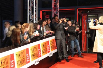 Doppel-Selfie-Alarm mit Vogel und Fitz