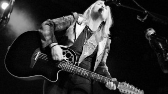 ´This Is M.E.`lissa Etheridge: Live in 2025 Berlin mit genialem Gitarrenrock