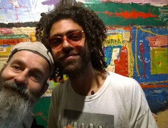 Noah Becker: musikalisch betonte Galerie-Vernissage in Hamburg