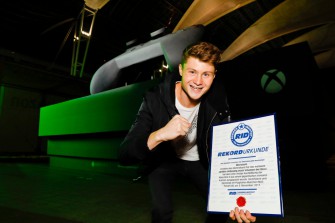 xbox One X-XL: Weltrekord mit größtem Unboxing