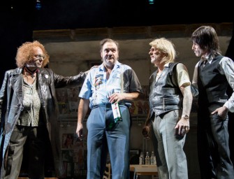 Sensation auf der Bühne: Strunk´s Der Goldene Handschuh