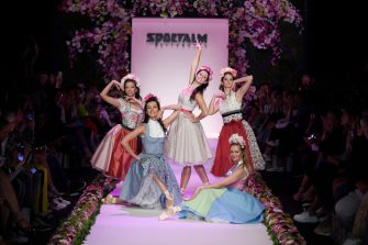 Berlin Fashion Week: SPORTALM schickt Oliver Pocher auf Catwalk