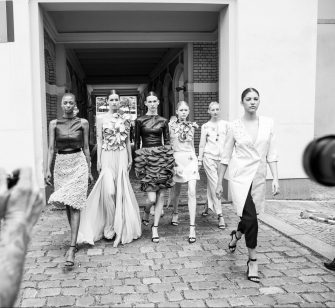 Irene Luft zur @mbfw.berlin: Provokant und elegant