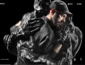 WOODKID-Weltpremiere bei „ZDF Magazin Royal“ mit Böhmermann