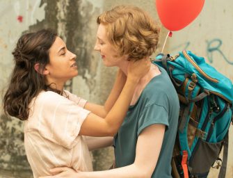 DVD-Verlosung: Feel Good-Film KISS ME KOSHER