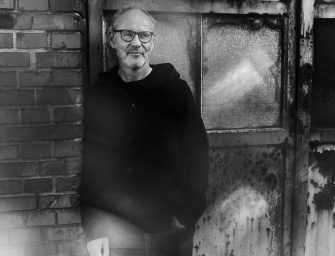 Reinhold Beckmann – drittes Album „Haltbar bis Ende“ berührt