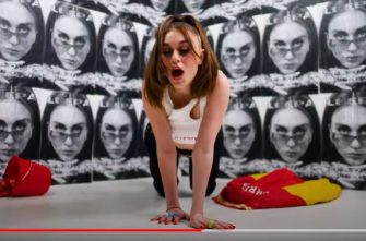 „I’M SORRY, ARE YOU?“ ist die neue Single von LEEPA