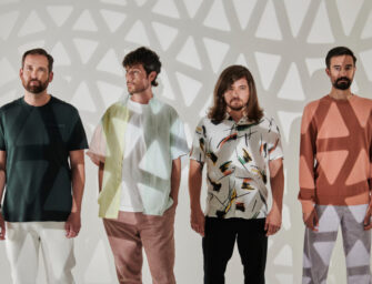 Bastilles viertes Studioalbum „Give Me The Future“ erschienen