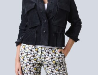 Mit Stil ins Büro: Businesskleider für die erfolgreiche Geschäftsfrau