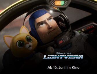 Homekino-Start: Filmverbot von LIGHTYEAR wegen zwei sich küssender Frauen