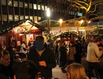 Weihnachtsmarkt Osterstraße: Treffen an der „Muckelbude“ erhöht Flirtfaktor