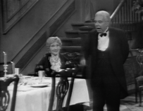 Dinner for One: 18 Minuten Generationen-Gag kommt auch dieses Jahr im TV