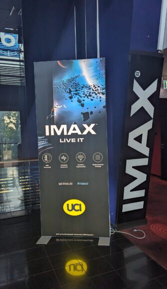 IMAX Wandsbek: FURIOSA schießt in diesem Kinosaal satte Farben und krassen Sound ab