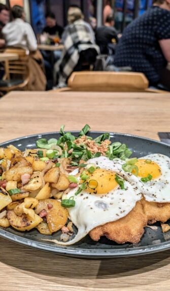 Zeppelin Schwerin: Das beste (Hamburger) Schnitzel von MeckPom?