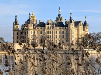 Immer noch Geheimtipp?: SCHWERINer Schloss und Reiseziel Meck Pomm