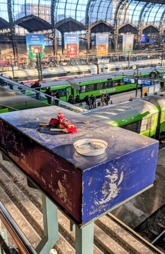 Über die Feiertage Deutsche Bahn gefahren: Ganz stressfrei ist das nicht