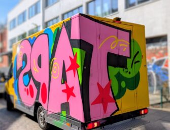 „Post-Graffiti“ von TAPS: Stadtbild-„Künstler“ mit Schriftzügen – meldet Euch